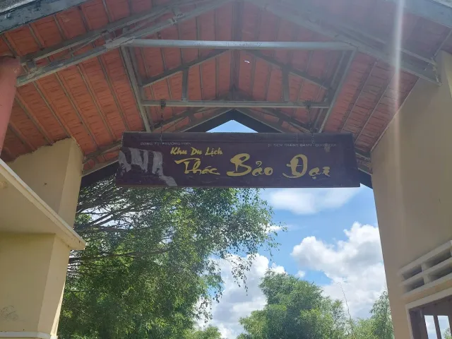 Bao Dai Waterfall photo 4