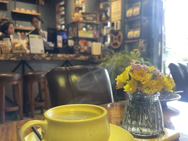 Q Coffee Roastery Dalat photo 4