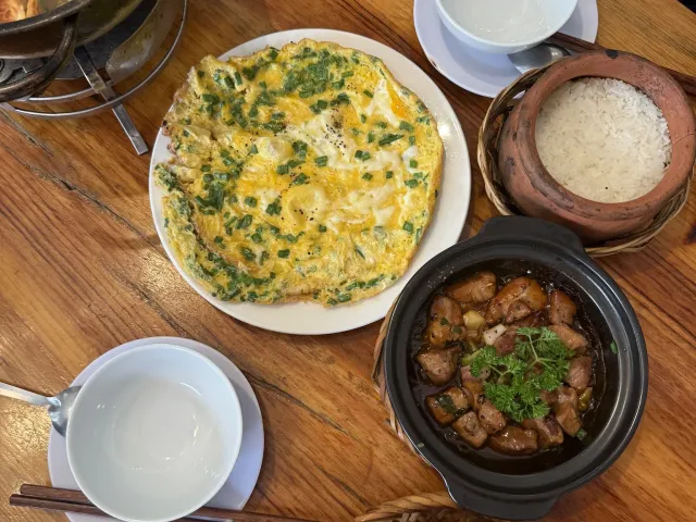 Now Restaurant photo 5