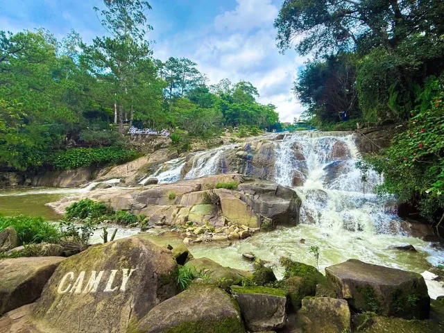 Cam Ly Waterfall photo 1