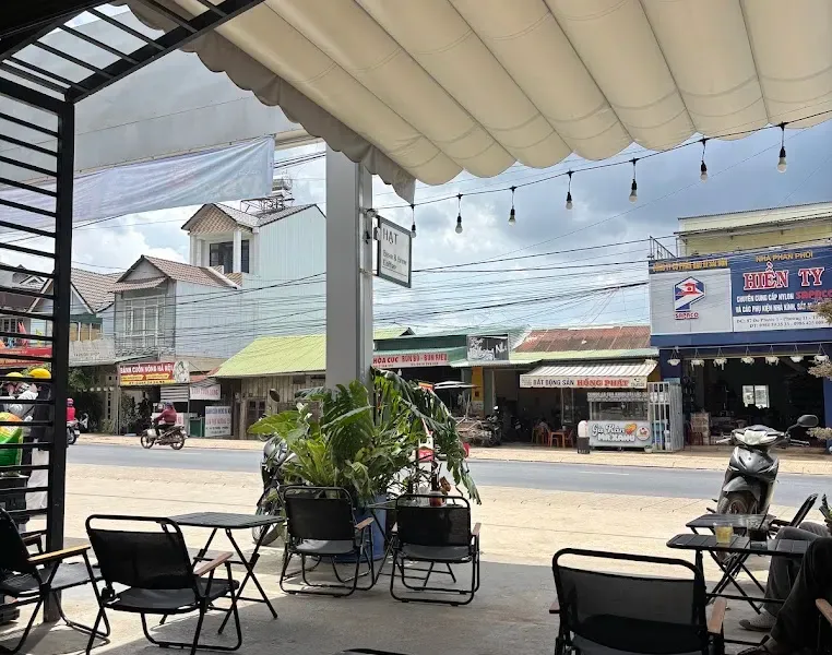 Hạt Specialty Coffee & Roastery