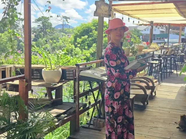 Coffee Em và Trịnh photo 1
