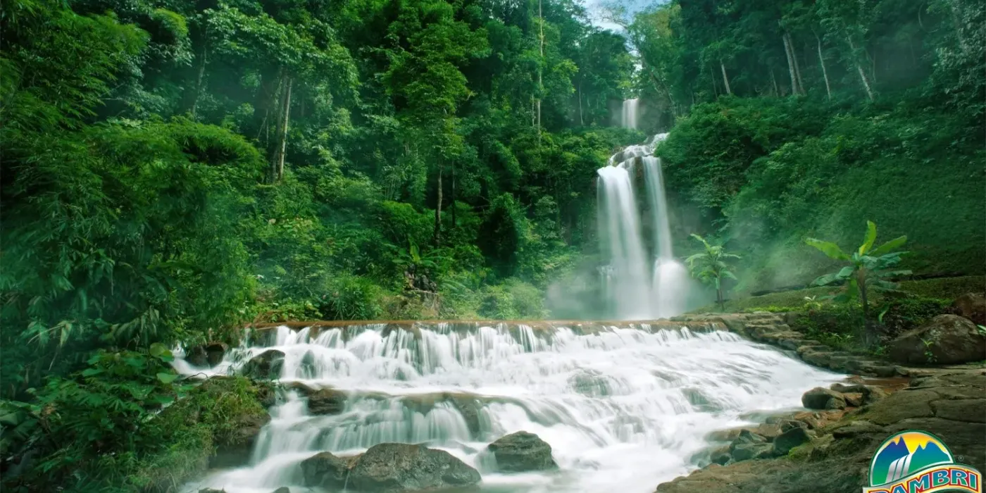 Damb'ri Waterfall