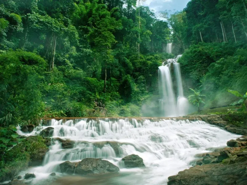 Damb'ri Waterfall