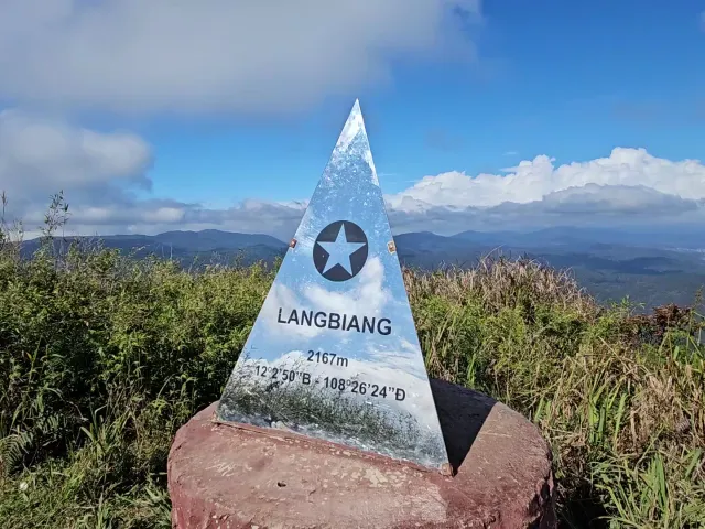 Lang Biang Peak photo 2