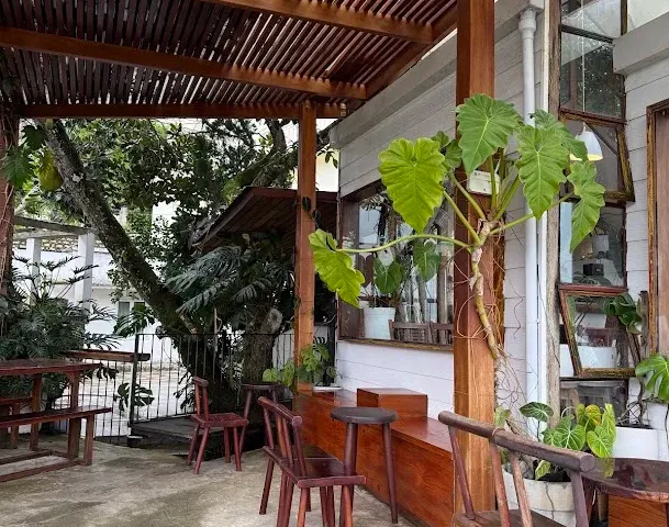 Tiệm cà phê phía tây mặt trời - Specialty Coffee Roastery photo 2