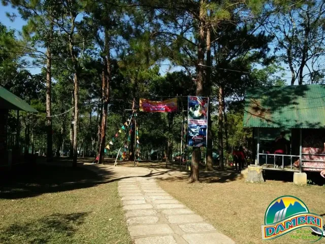 Damb'ri Waterfall photo 3