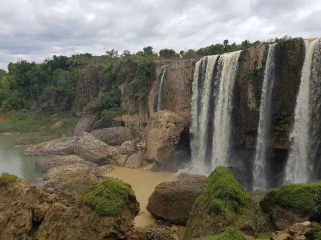 Bao Dai Waterfall photo 3