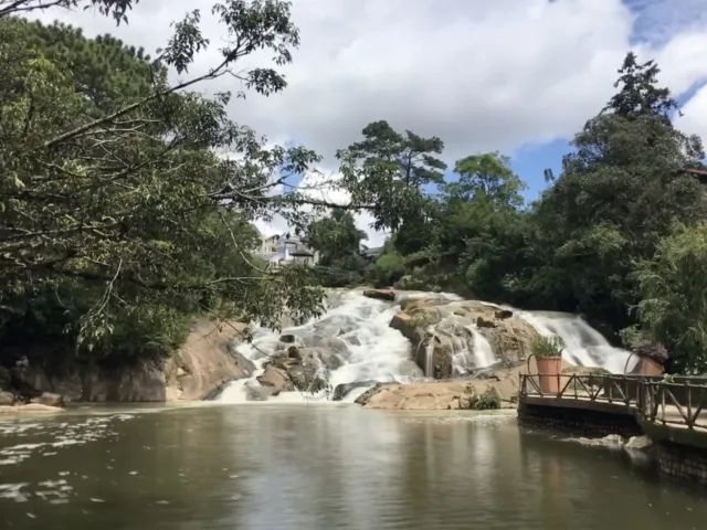 Cam Ly Waterfall photo 3