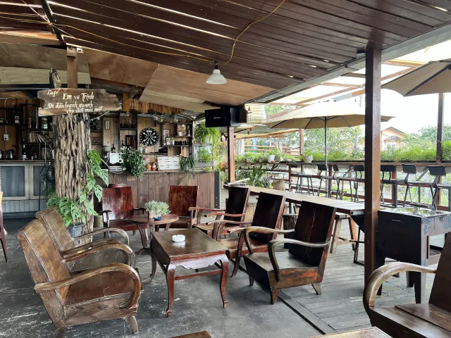 Coffee Em và Trịnh photo 3